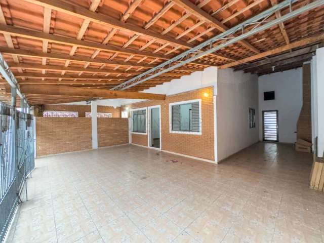 Venda de Casa 250m² -  Bosque dos Eucaliptos