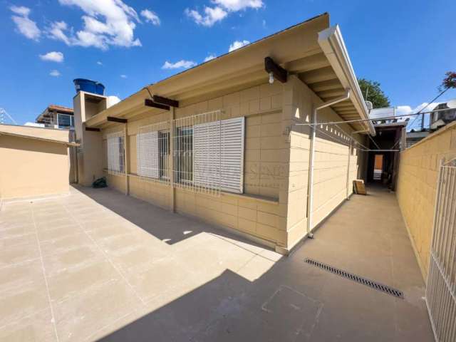 Casa para locação no bairro Jardim Satélite em São José dos Campos/SP.