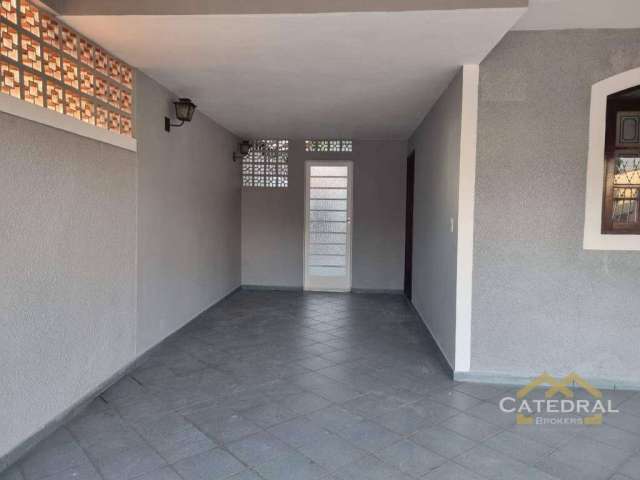 Sobrado com 3 dormitórios à venda, 175 m² por R$ 705.000,00 - Vila Rio Branco - Jundiaí/SP