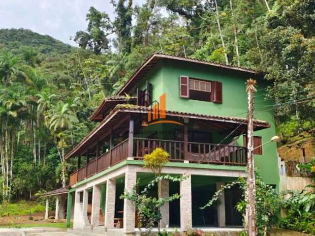 Sobrado com 3 dormitórios à venda por R$ 3.480.000,00 - Ubatuba - Ubatuba/SP - SO0273