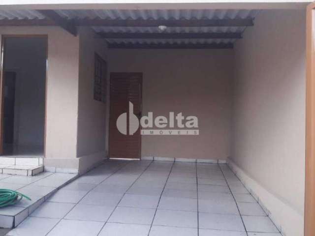 Casa de Colônia à venda, 2 quartos, 1 vaga, Maravilha - Uberlândia/MG