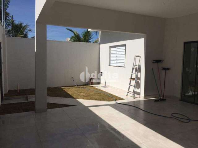 Casa à venda, 3 quartos, 1 suíte, 3 vagas, Jardim Europa - Uberlândia/MG