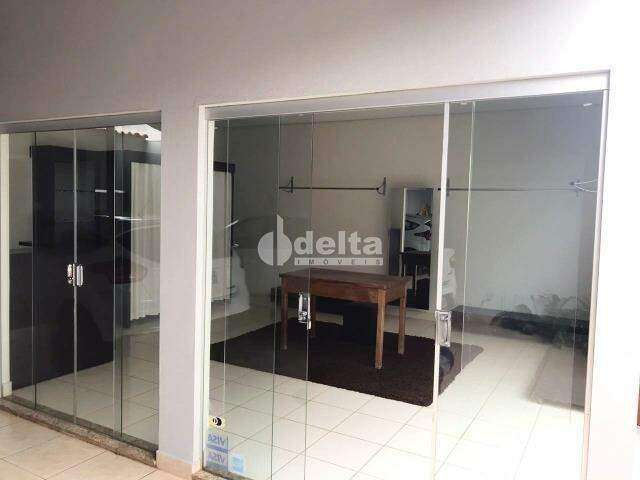 Casa à venda, 3 quartos, 2 suítes, 3 vagas, Nossa Senhora Aparecida - Uberlândia/MG