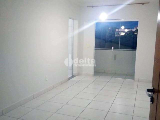 Apartamento à venda, 2 quartos, 1 suíte, 2 vagas, Carajás - Uberlândia/MG