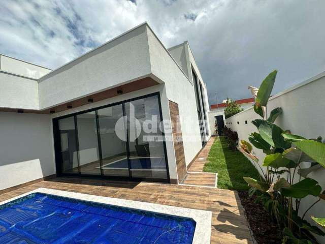 Casa em condomínio à venda, 4 quartos, 4 suítes, 4 vagas, Granja Marileusa - Uberlândia/MG