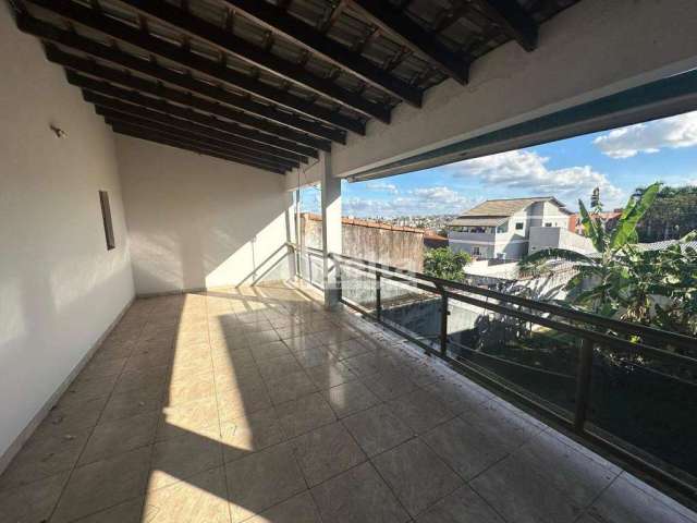 Casa Comercial à venda, 3 quartos, 1 suíte, 4 vagas, Presidente Roosevelt - Uberlândia/MG