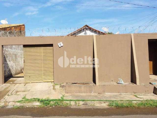 Casa de Colônia à venda, 2 quartos, 3 vagas, Mansour - Uberlândia/MG