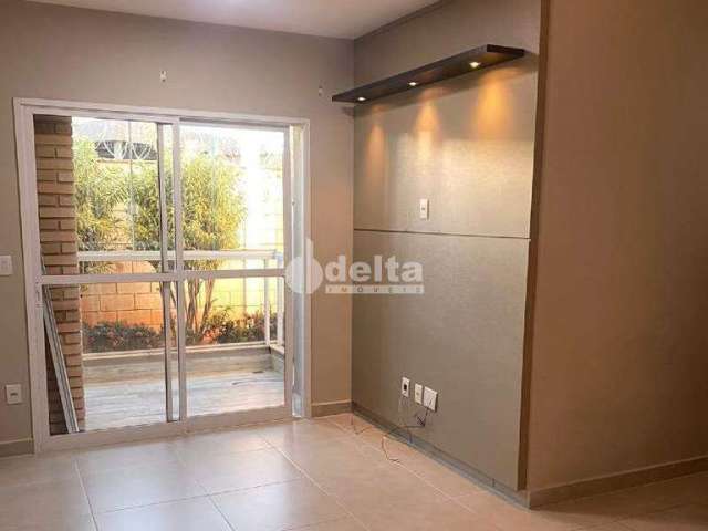 Apartamento à venda, 3 quartos, 1 suíte, 1 vaga, Alto Umuarama - Uberlândia/MG