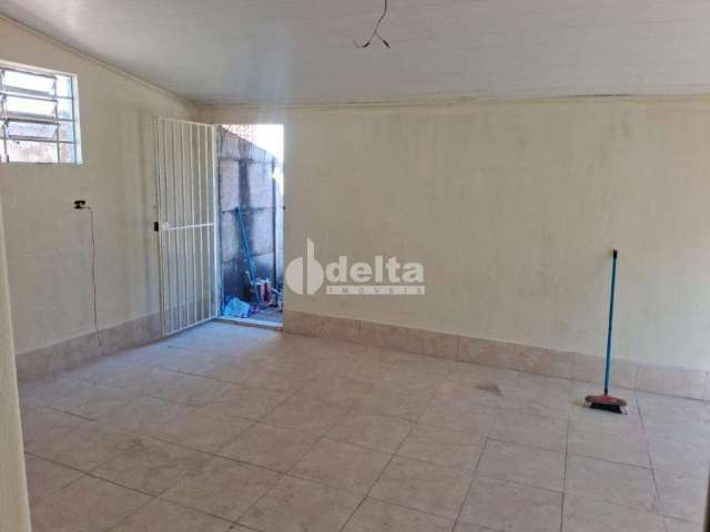 Casa para aluguel, 3 quartos, Martins - Uberlândia/MG