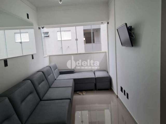 Apartamento à venda, 2 quartos, 1 suíte, 1 vaga, Martins - Uberlândia/MG