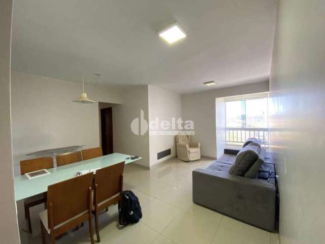 Apartamento à venda, 3 quartos, 1 suíte, 1 vaga, Osvaldo Rezende - Uberlândia/MG