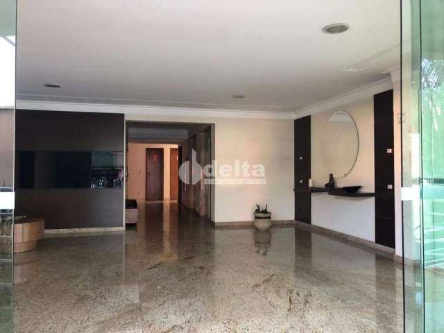 Apartamento para aluguel, 3 quartos, 1 suíte, 1 vaga, Centro - Uberlândia/MG