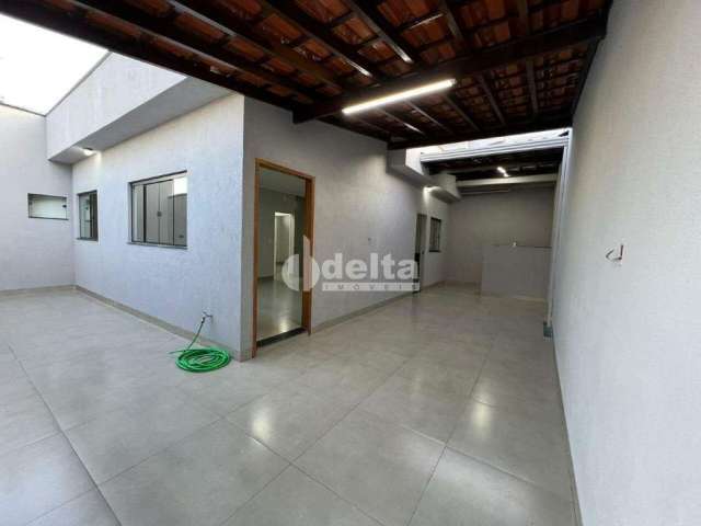 Casa à venda, 2 quartos, 1 suíte, 2 vagas, Jaraguá - Uberlândia/MG