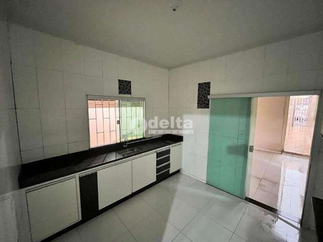 Casa Comercial à venda, 3 quartos, 1 suíte, 1 vaga, Nossa Senhora das Graças - Uberlândia/MG