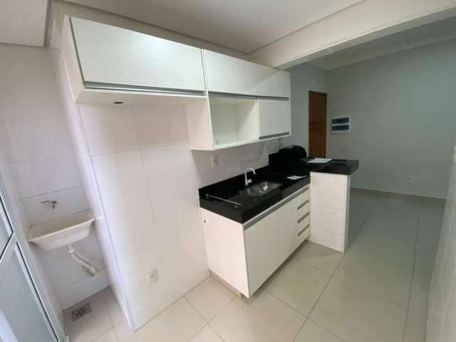 Apartamento à venda, 2 quartos, 1 suíte, 1 vaga, Segismundo Pereira - Uberlândia/MG