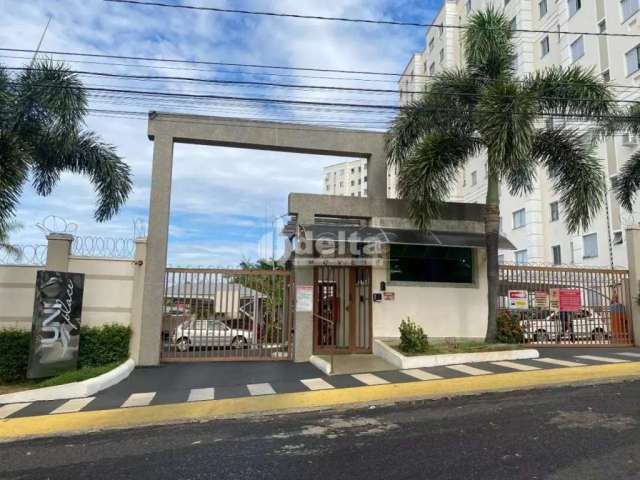 Apartamento disponível para locação no bairro Presidente Roosevelt em Uberlândia-MG.