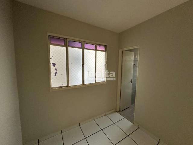 Apartamento disponível para locação no bairro Santa Mônica em Uberlândia-MG