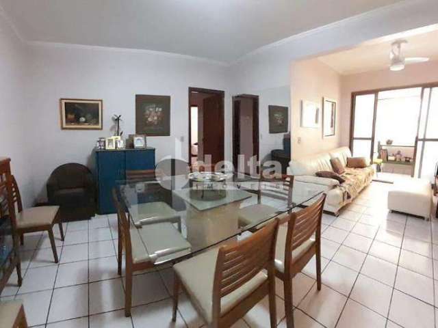 Apartamento disponível para venda no bairro Saraiva em Uberlândia-MG