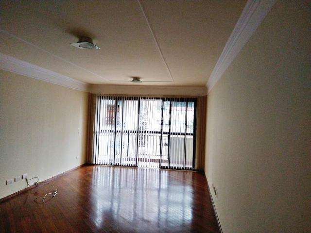 Apartamento disponível para venda no bairro Osvaldo Rezende em Uberlândia-MG