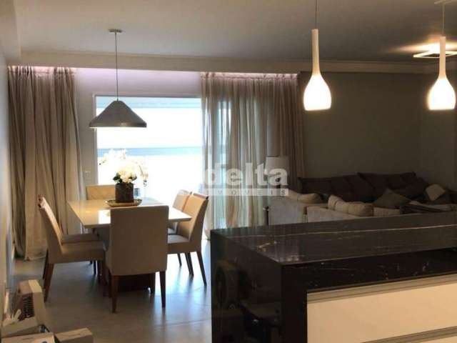 Apartamento disponível para venda no bairro Jardim Karaíba em Uberlândia-MG