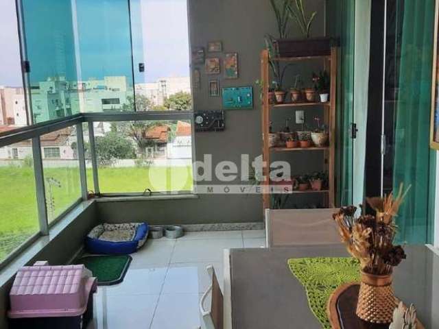 Apartamento disponível para venda no bairro Santa Mônica em Uberlândia-MG