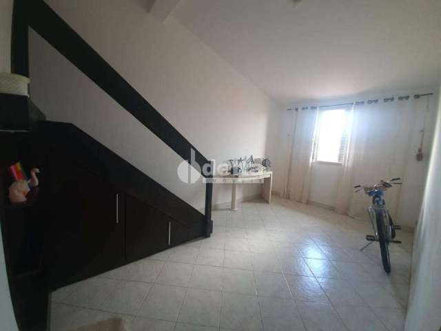 Apartamento disponível para venda no bairro Planalto em Uberlândia-MG