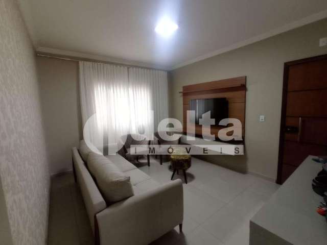 Apartamento disponível para venda no bairro Santa Mônica em Uberlândia-MG