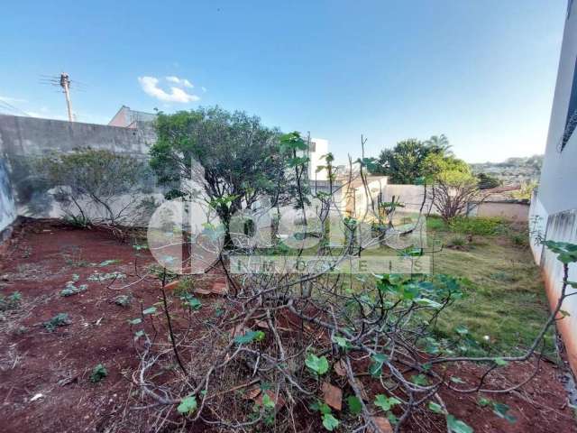 Terreno disponível para venda no bairro Daniel Fonseca em Uberlândia-MG