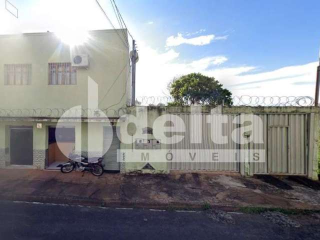 Terreno disponível para venda no bairro Santa Maria em Uberlândia-MG