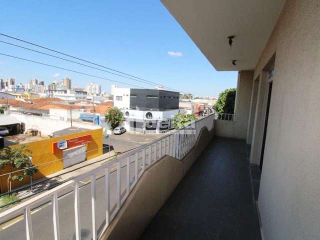 Apartamento disponível para venda no bairro Martins em Uberlândia-MG