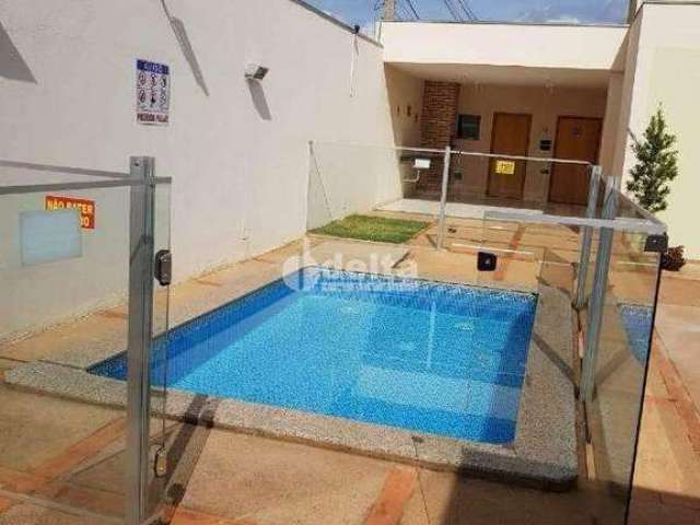 Casa em condomínio disponível para venda no bairro Novo Mundo em Uberlândia-MG