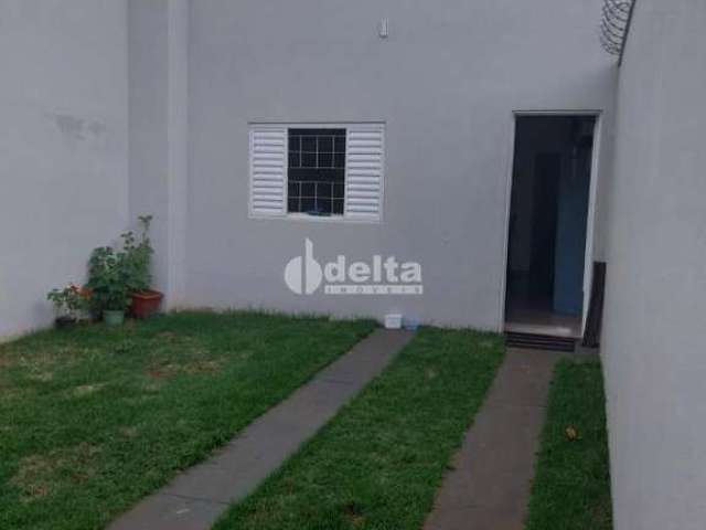 Casa disponível para venda no bairro Granada em Uberlândia-MG