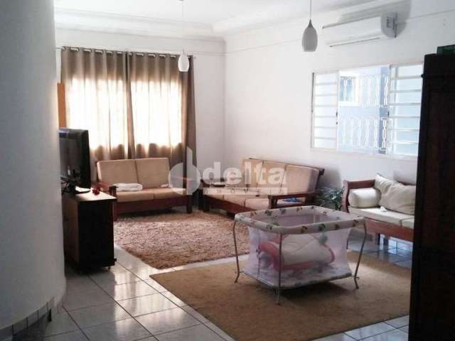 Casa Residencial Padrão em Uberlândia