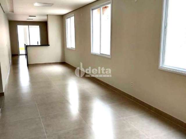 Casa residencial disponível para venda no bairro Cidade Jardim  em Uberlândia-MG