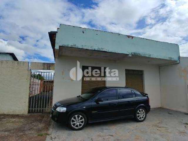 Casa residencial disponível para venda no bairro Shopping Park em Uberlândia-MG.