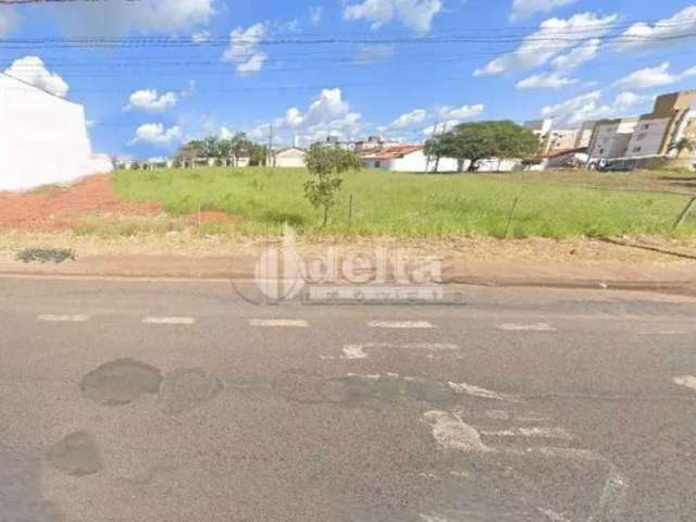 Área disponível para venda no bairro Jardim Holanda em Uberlândia-MG