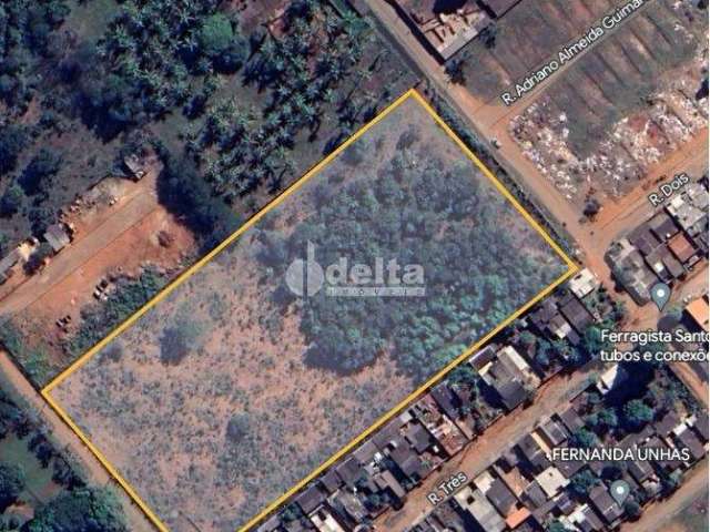 Área disponível para venda no bairro Jardim Canaã em Uberlândia-MG