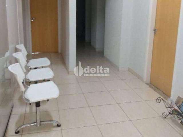 Casa Comercial disponível para Venda no Centro em Uberlândia-MG