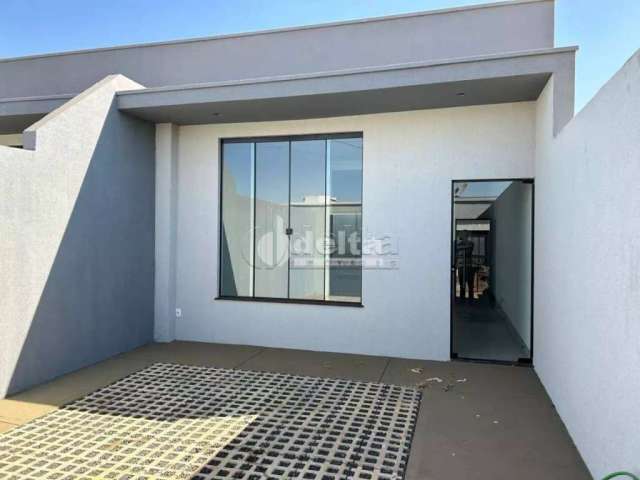 Casa disponível para venda no bairro Laranjeiras em Uberlândia-MG