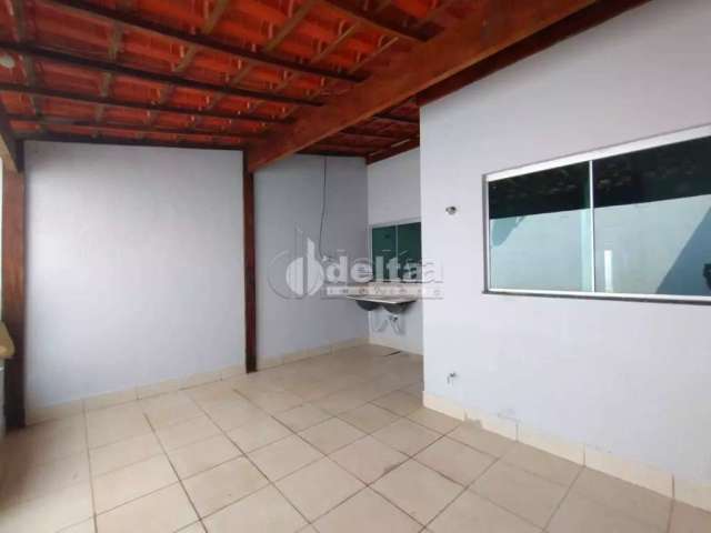 Casa disponível para venda no bairro Jardim Europa em Uberlândia-MG