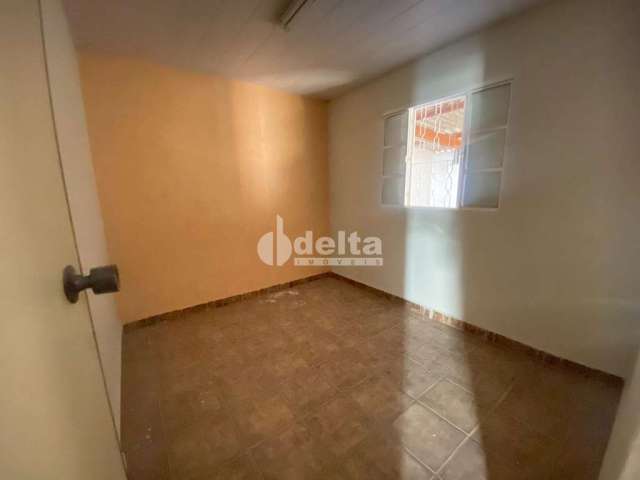 Casa residencial disponível para venda no bairro Planalto em Uberlândia MG