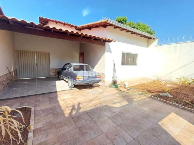 Casa residencial disponível para venda no bairro Pampulha em Uberlândia-MG