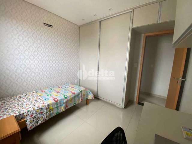 Apartamento Cobertura em Uberlândia