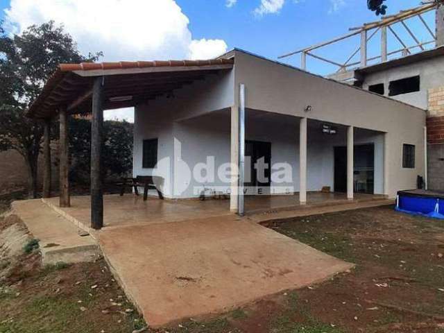 Chácara Residencial disponível para Venda no bairro Área Rural em Uberlândia-MG