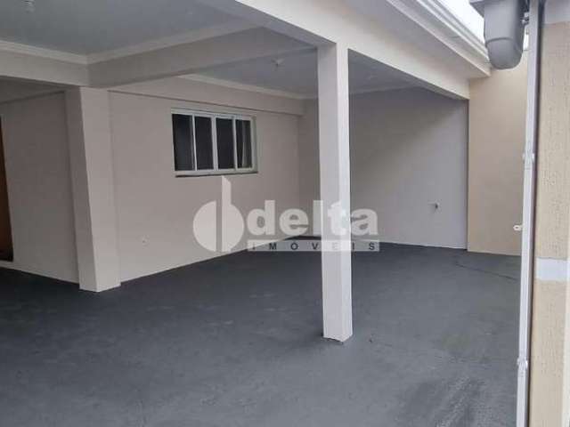 Casa residencial disponível para venda no Bairro Jardim Europa em Uberlândia-MG