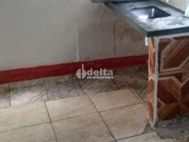 Casa residencial disponível para venda no bairro Centro em Uberlândia-MG