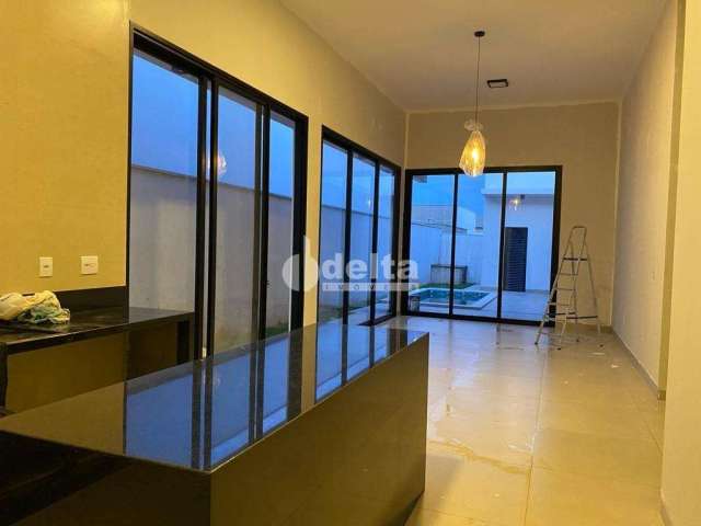 Casa em condomínio disponível para venda no bairro Jardim Botânico em Uberlândia-MG