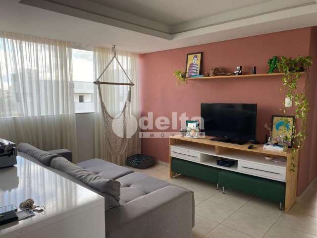 Apartamento disponível para venda no bairro Santa Mônica em Uberlândia-MG