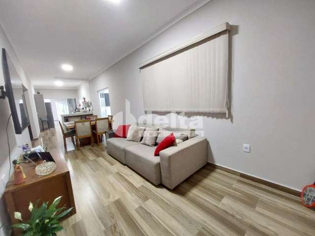 Casa residencial disponível para venda no bairro Pampulha em Uberlândia-MG