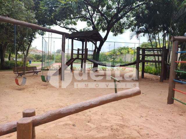 Casa em condomínio disponível para venda no bairro Morada da Colina em Uberlândia-MG